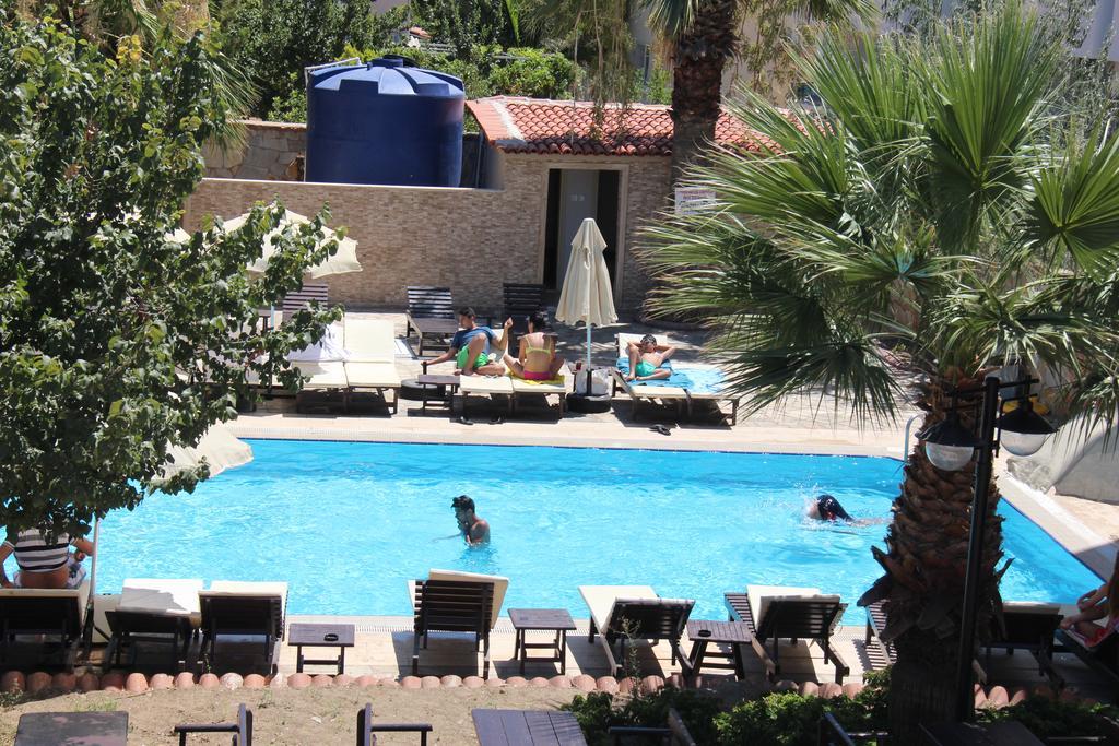 Esat Hotel Kusadasi Bagian luar foto