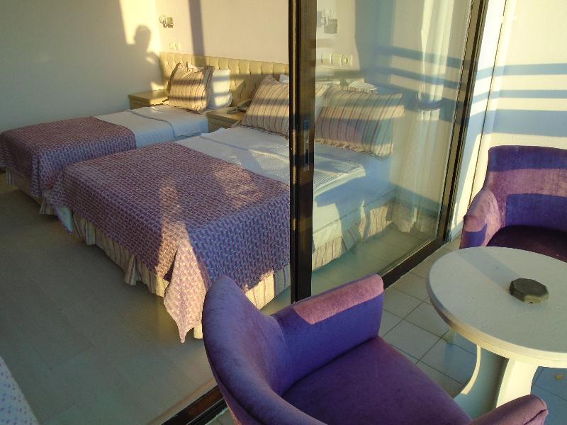 Esat Hotel Kusadasi Bagian luar foto