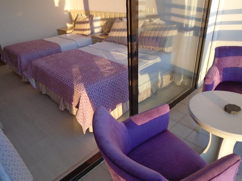 Esat Hotel Kusadasi Bagian luar foto