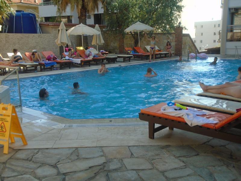Esat Hotel Kusadasi Bagian luar foto